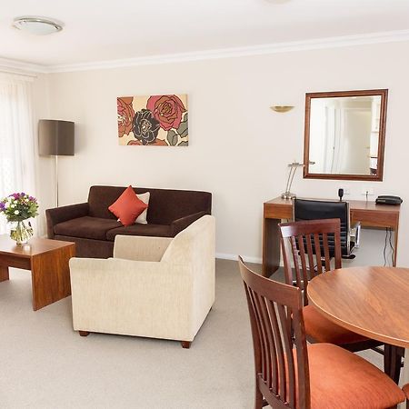 Charlotte Apartments Bathurst Extérieur photo