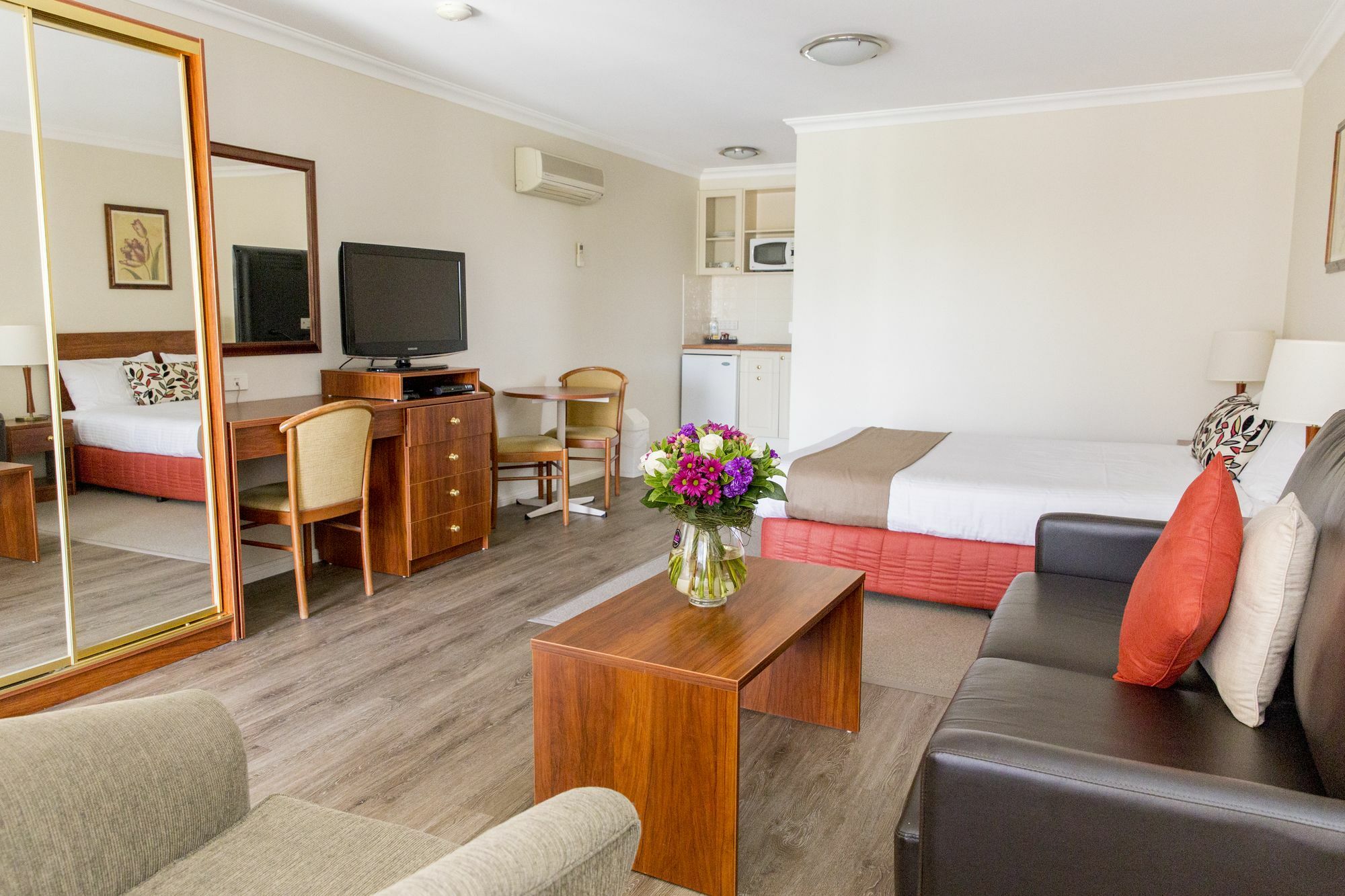 Charlotte Apartments Bathurst Extérieur photo