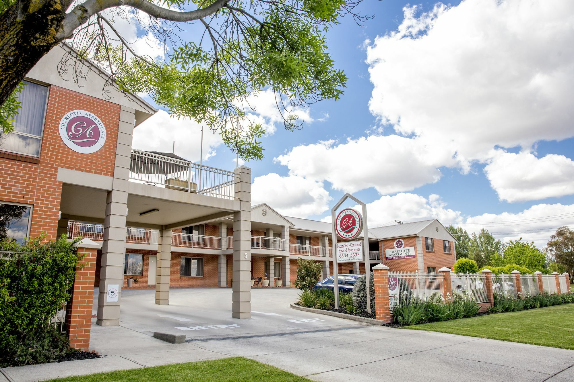 Charlotte Apartments Bathurst Extérieur photo