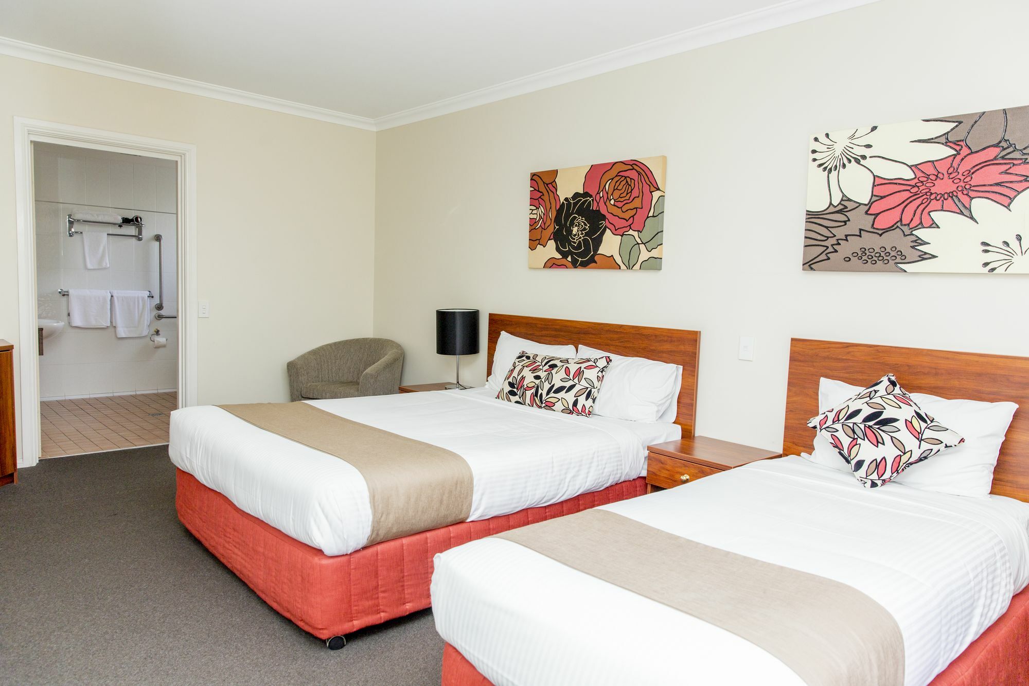 Charlotte Apartments Bathurst Extérieur photo